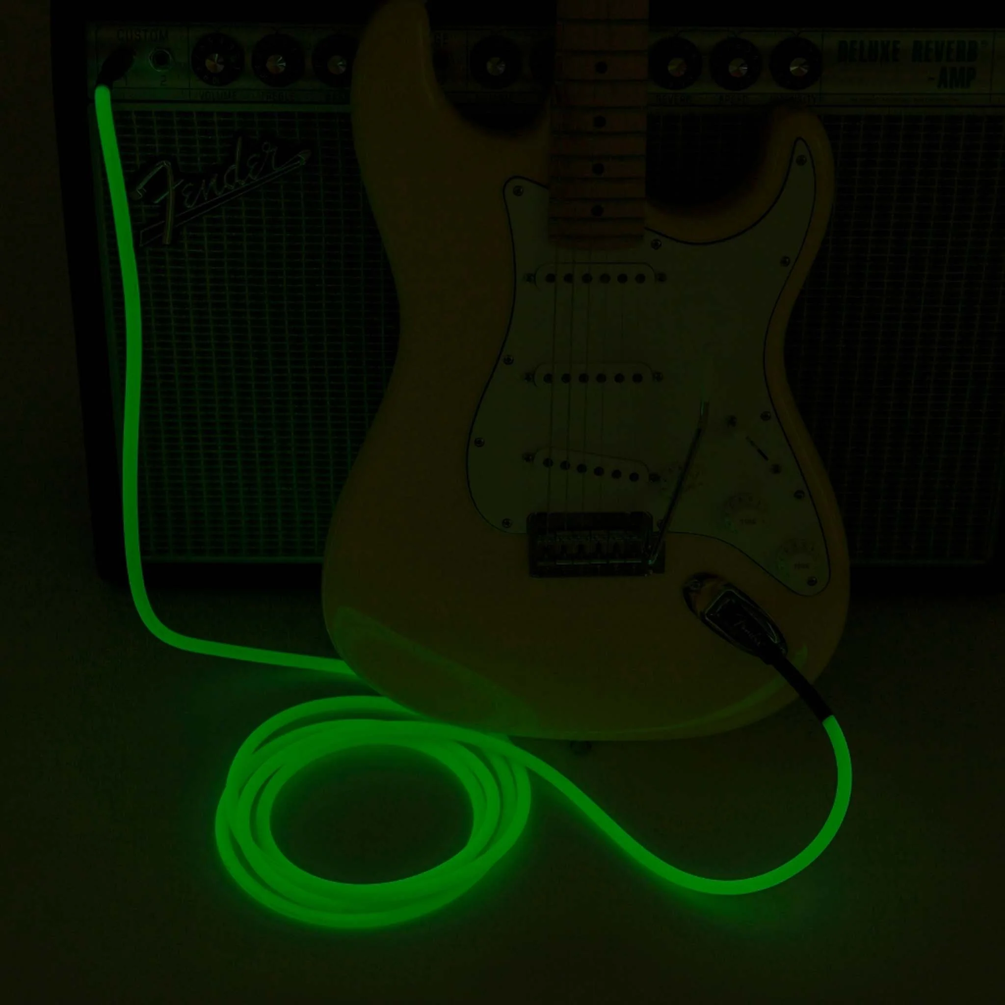 Fender 18.6 FT Professional Series Glow in the Dark Instrument Cable, Green - Image 4